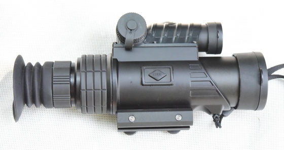 Espaço de caça 10x32 com Laser Rangefinder 750m e tecnologia Eye Safe 905nm