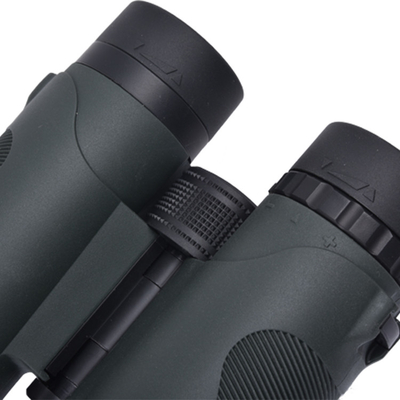 Ligeiro 12x42 Long Range Fogproof Wide Angle Roof Prisma Binoculares de caça para observação de aves