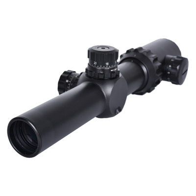 Experiência Versatilidade com 1-8X Magnificação Parallax ± 0,125 Alcance de caça e tubo de 30 mm
